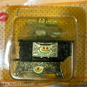 Vintage 1980s Mattel The Littles Die-Cast Dollhouse Stove